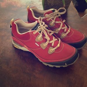 Waterproof Hiking shoes